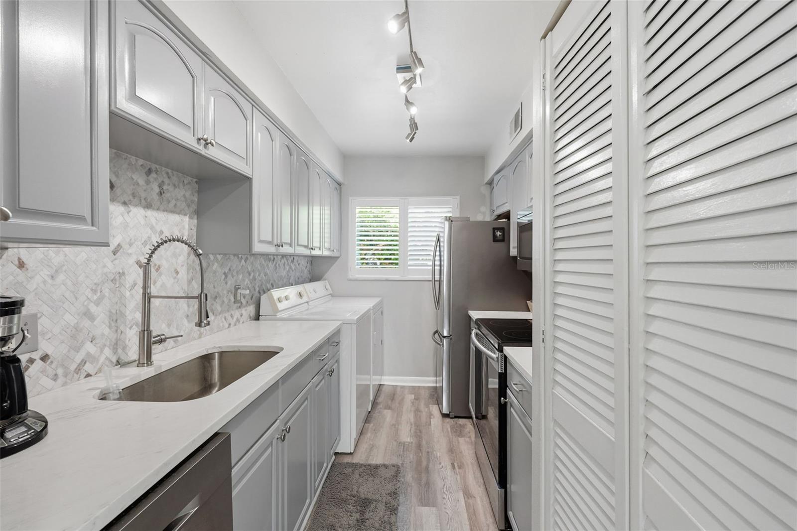 501 E BAY DR #202 — photo 15