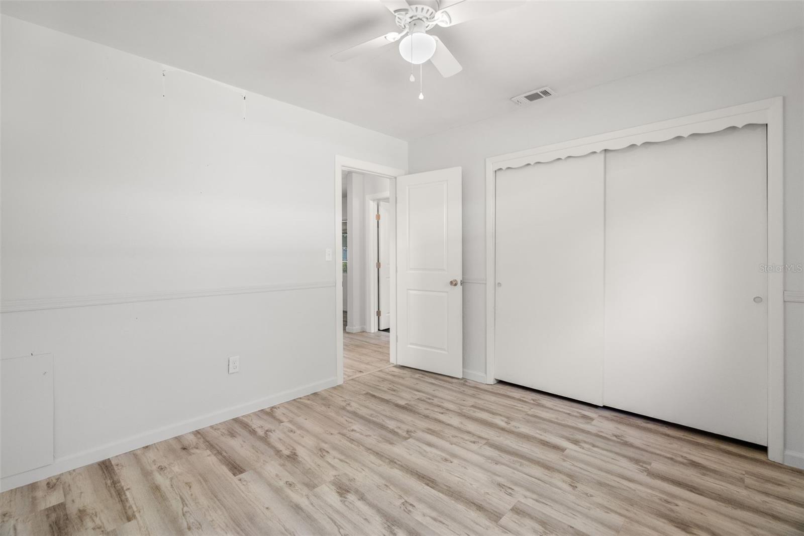 2027 E VALENCIA WAY E — photo 24