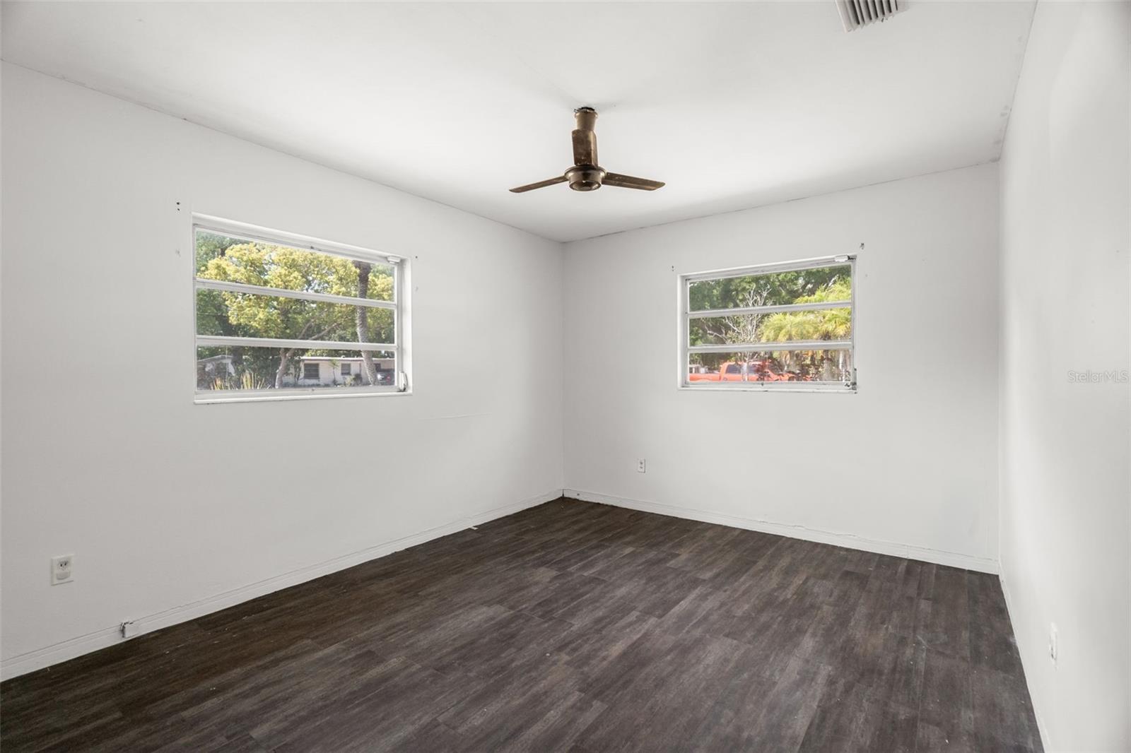 2027 E VALENCIA WAY E — photo 19