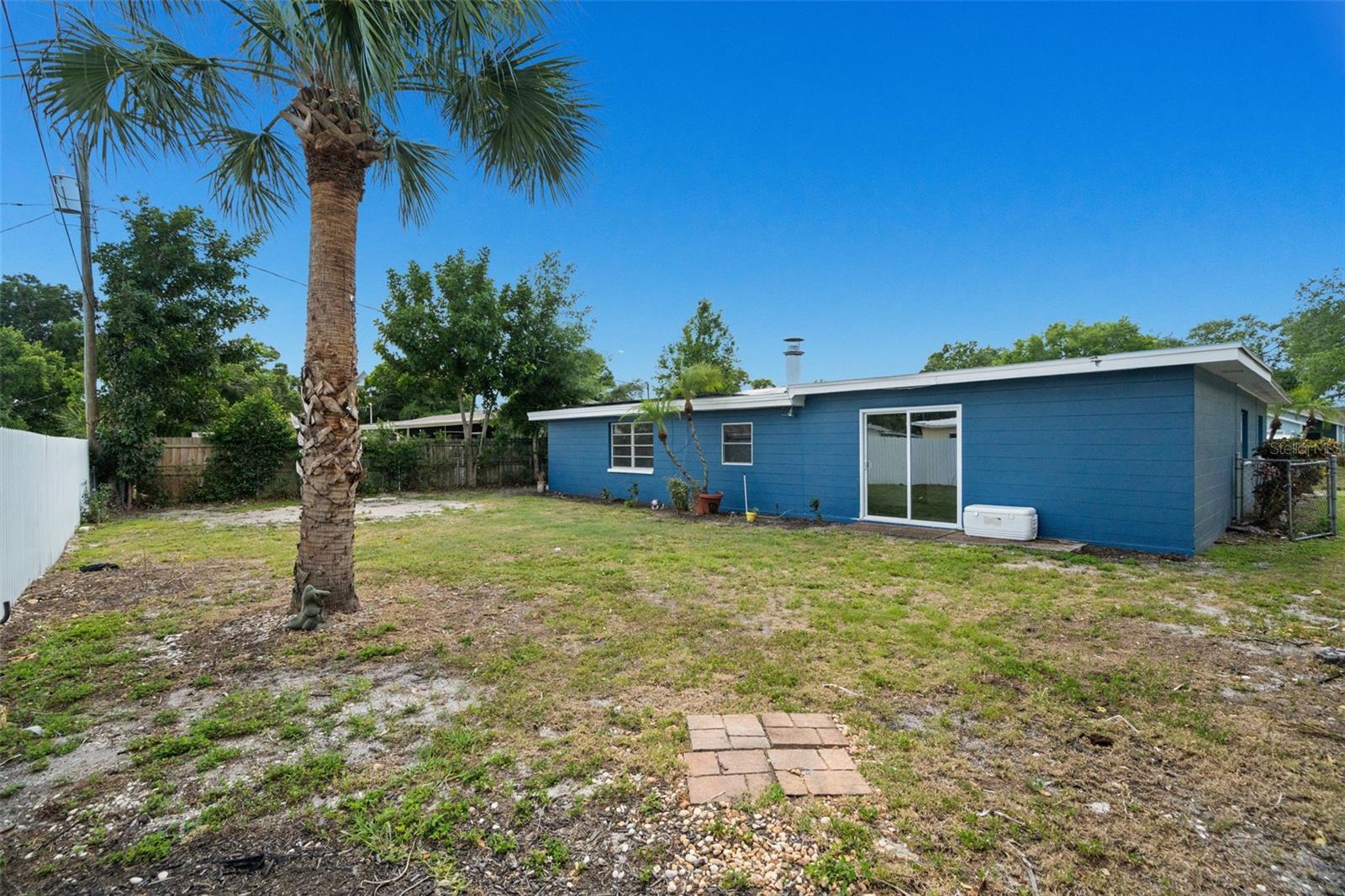 2027 E VALENCIA WAY E — photo 30