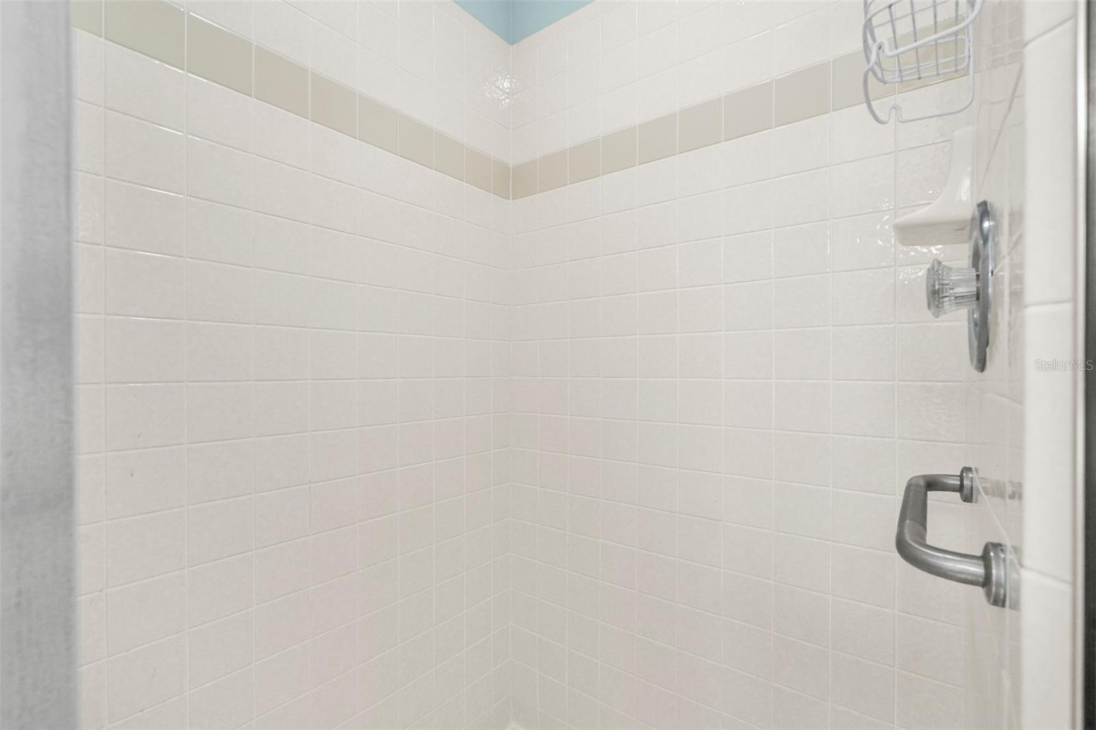 2515 LANTANA LN — photo 24