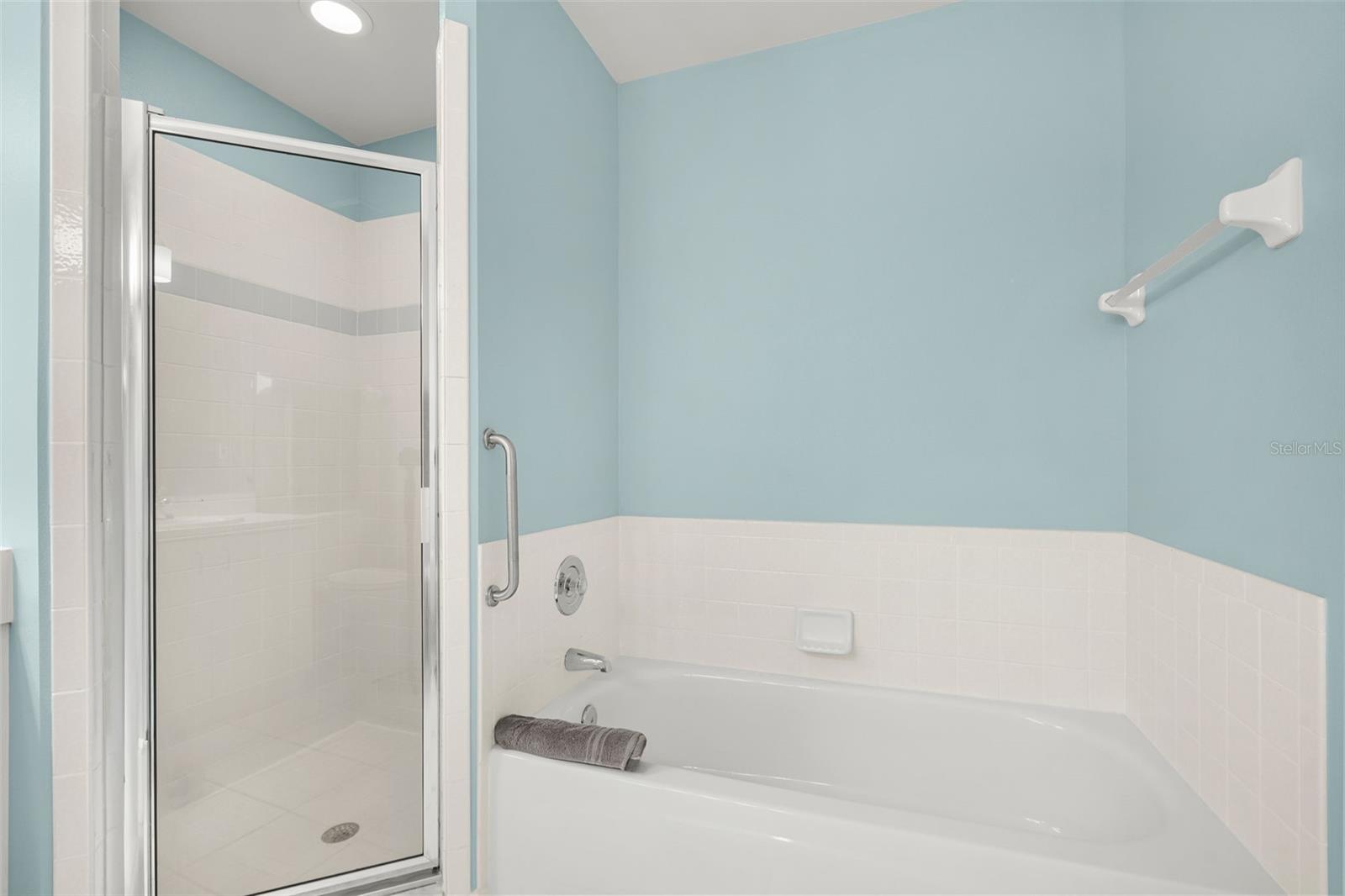 2515 LANTANA LN — photo 23