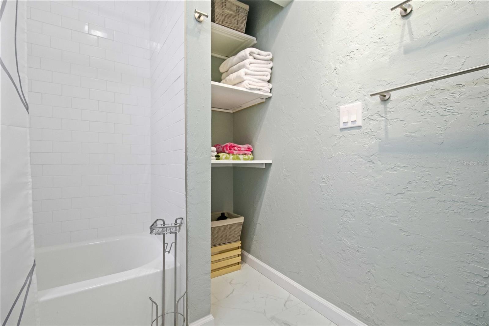 2545 BROWNING ST — photo 34