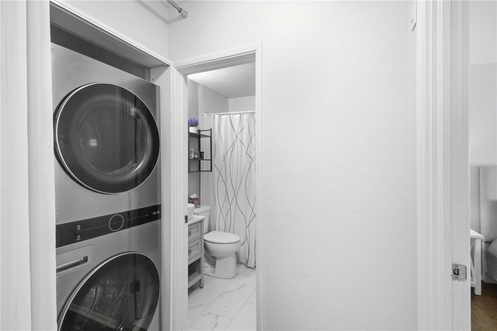 2545 BROWNING ST — photo 30