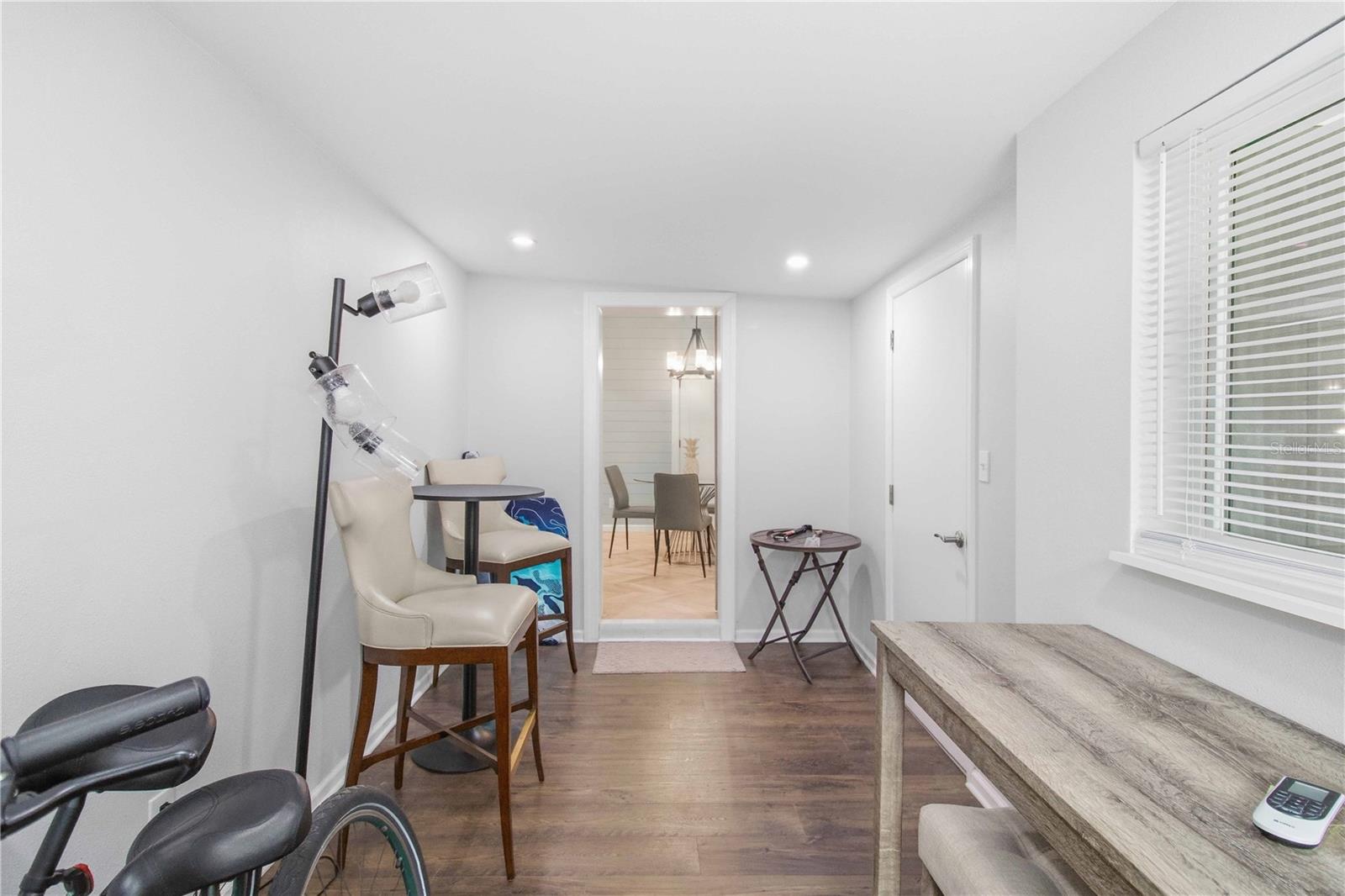 2545 BROWNING ST — photo 23
