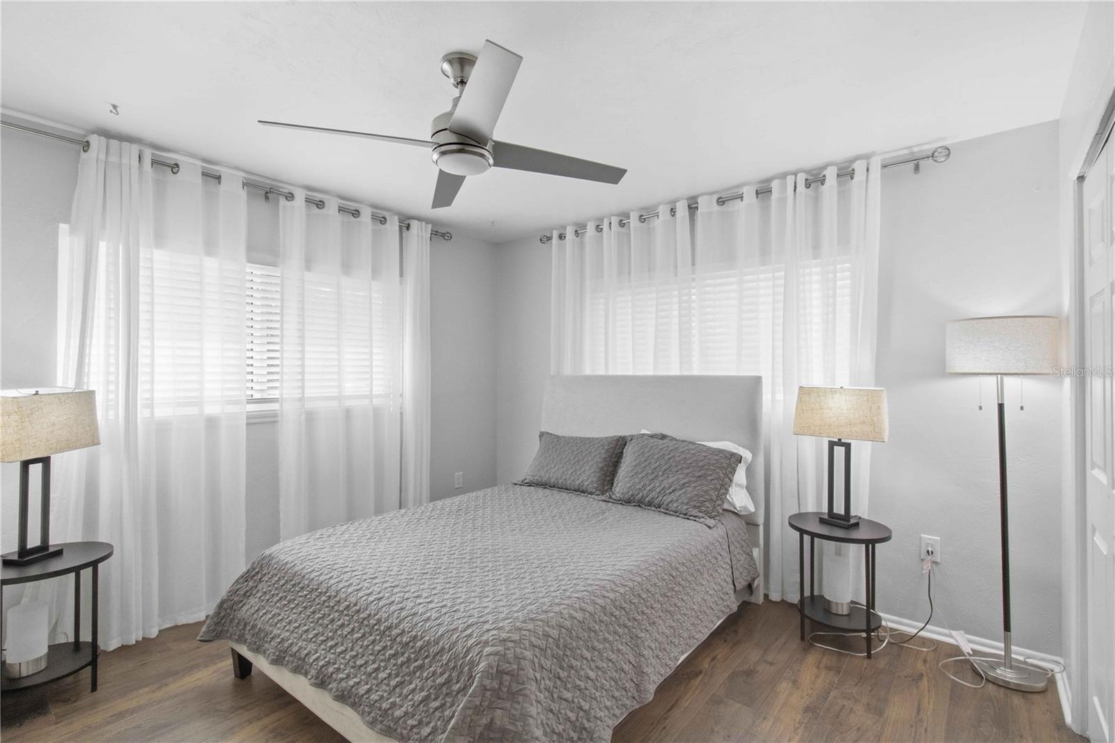 2545 BROWNING ST — photo 28