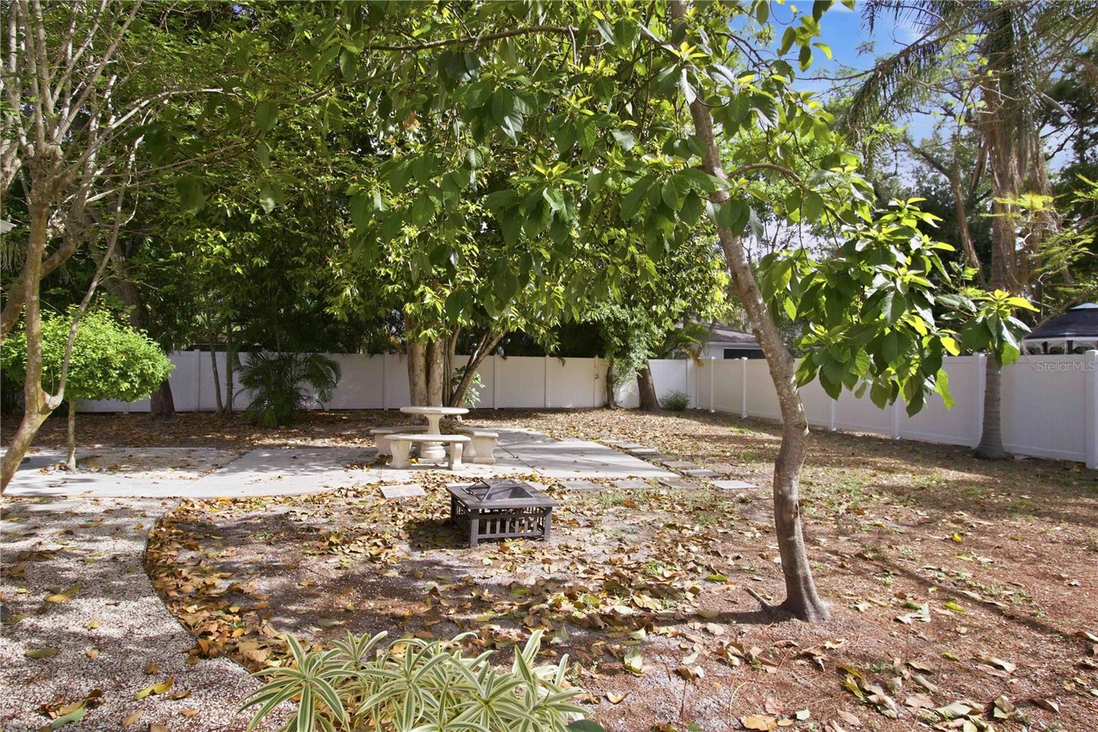 2545 BROWNING ST — photo 47