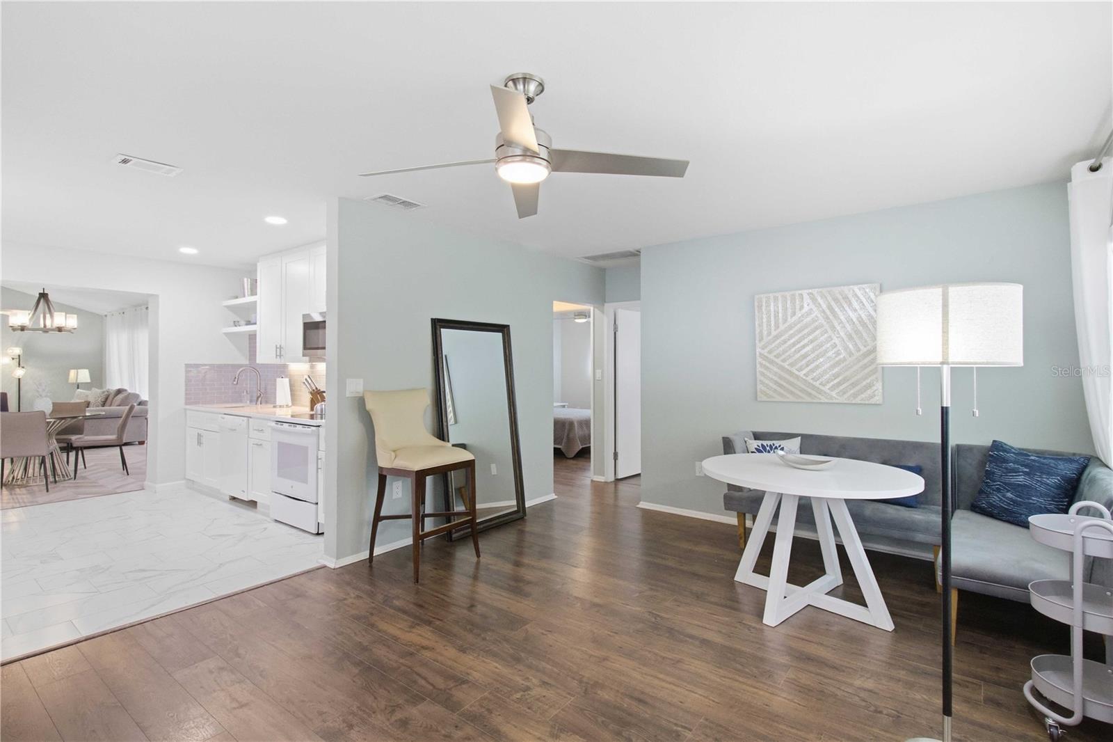 2545 BROWNING ST — photo 8