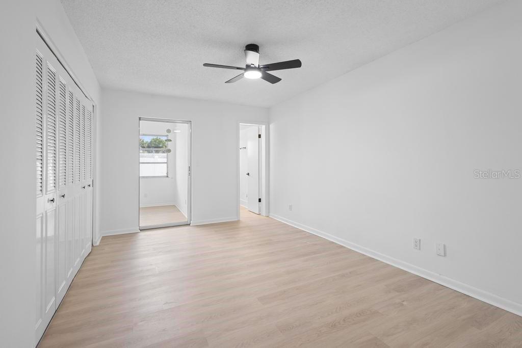 11200 102ND AVE #74 — photo 32