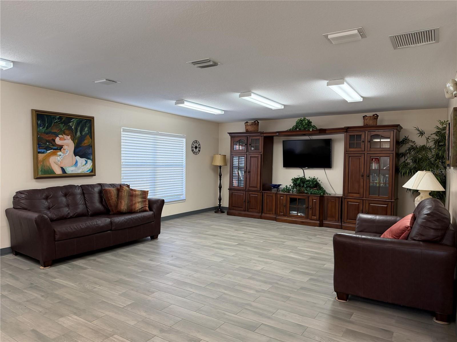 20300 LEONARD RD #78 — photo 47