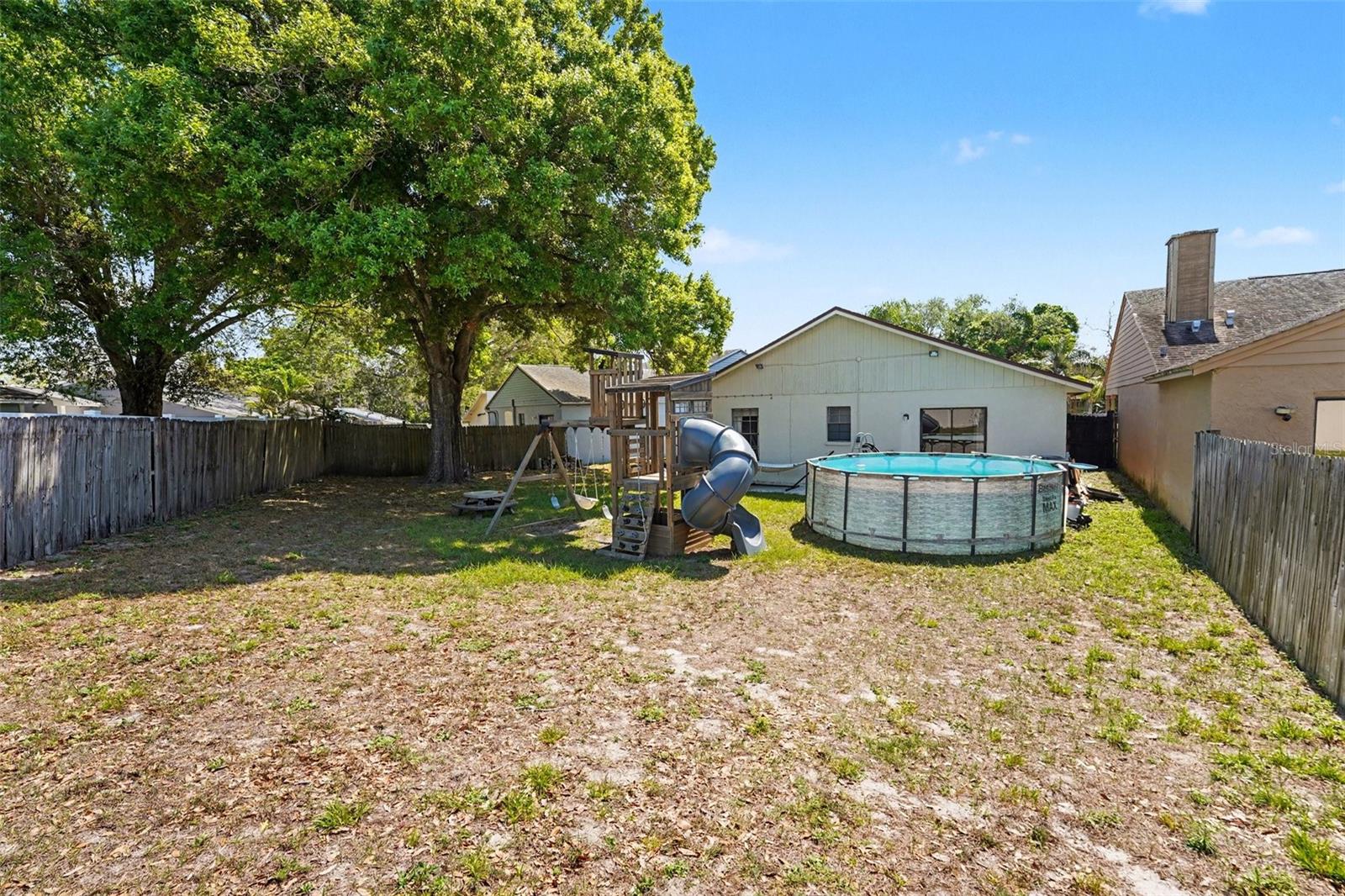 516 SHERIDAN DR — photo 14