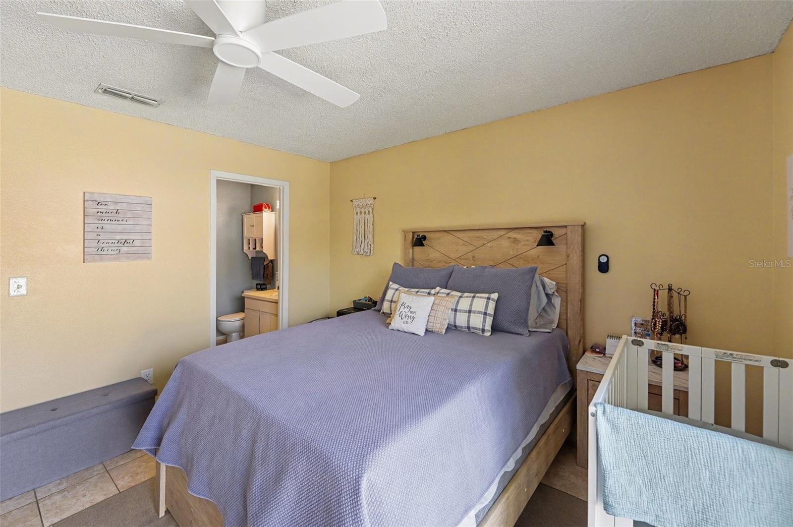 516 SHERIDAN DR — photo 7