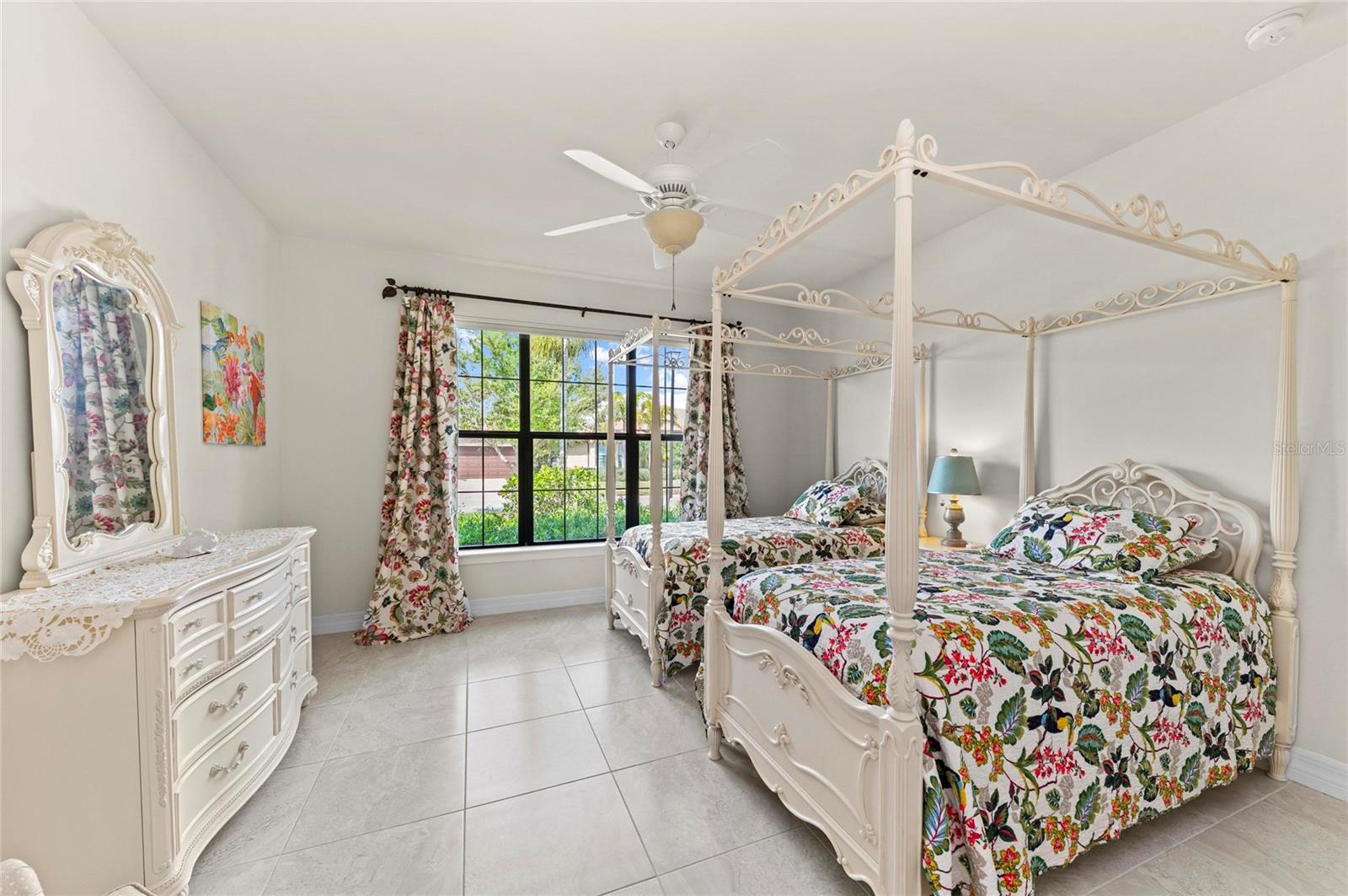 13785 TOMARO ST — photo 43