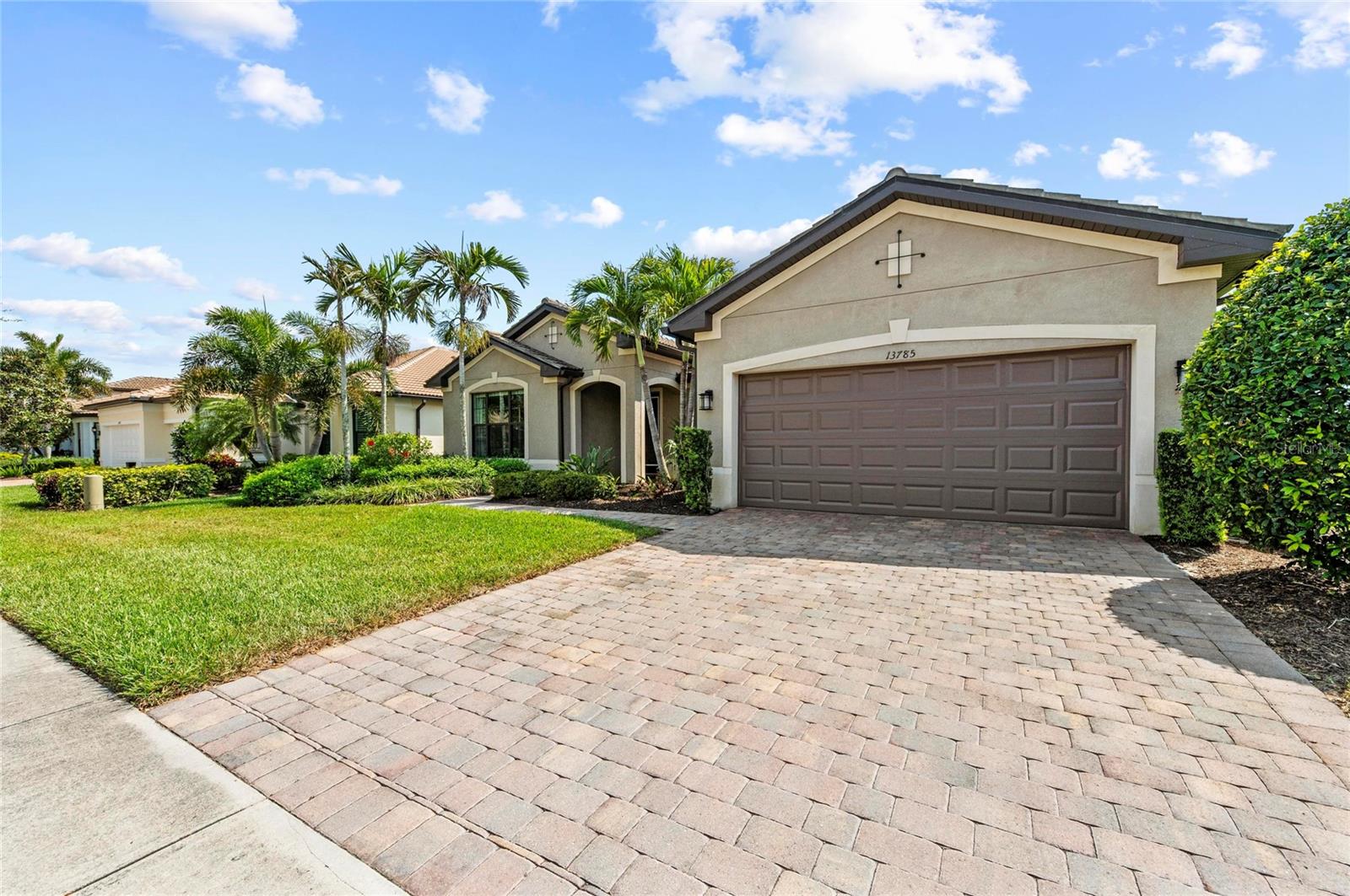 13785 TOMARO ST — photo 79