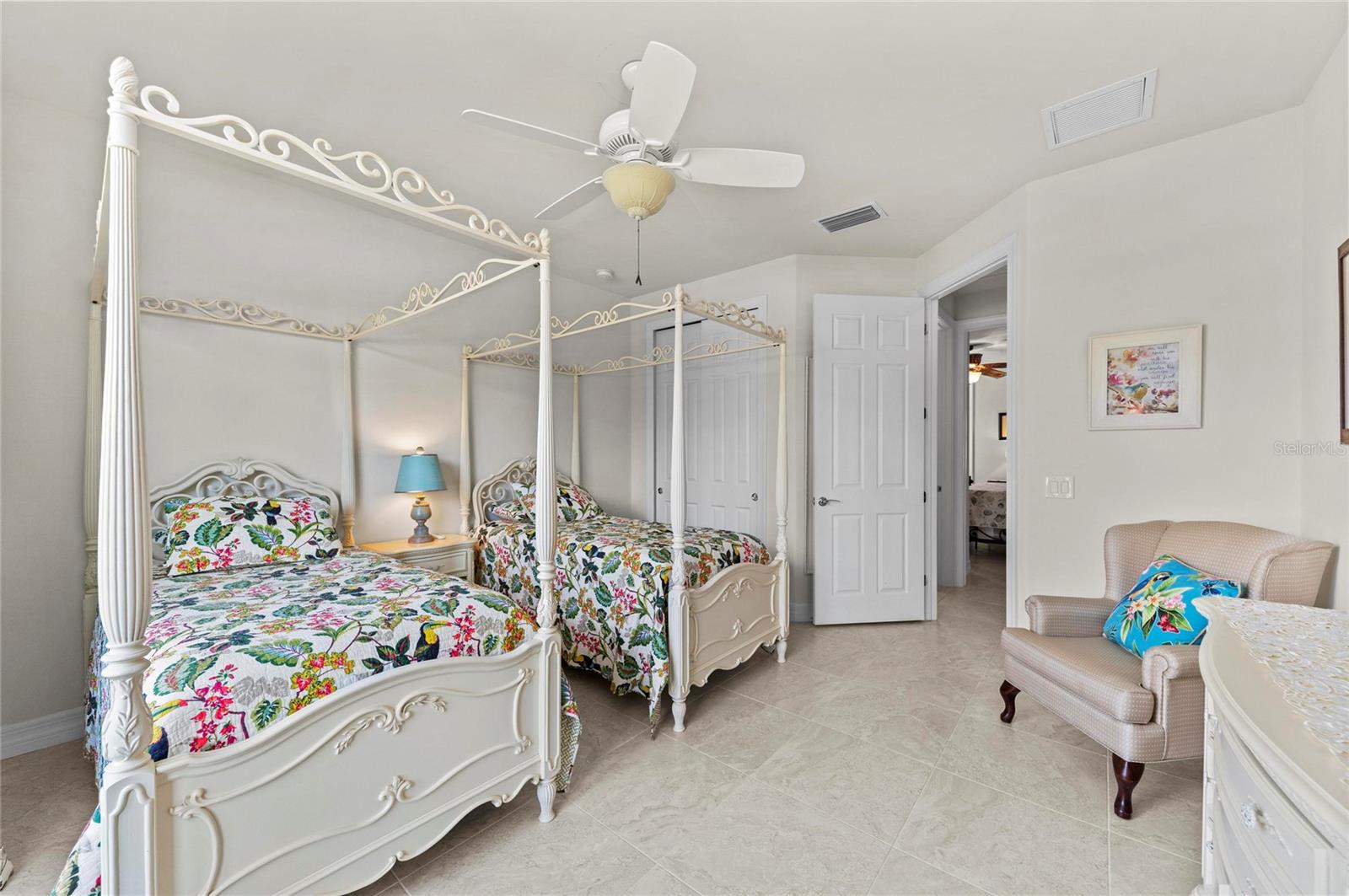 13785 TOMARO ST — photo 44