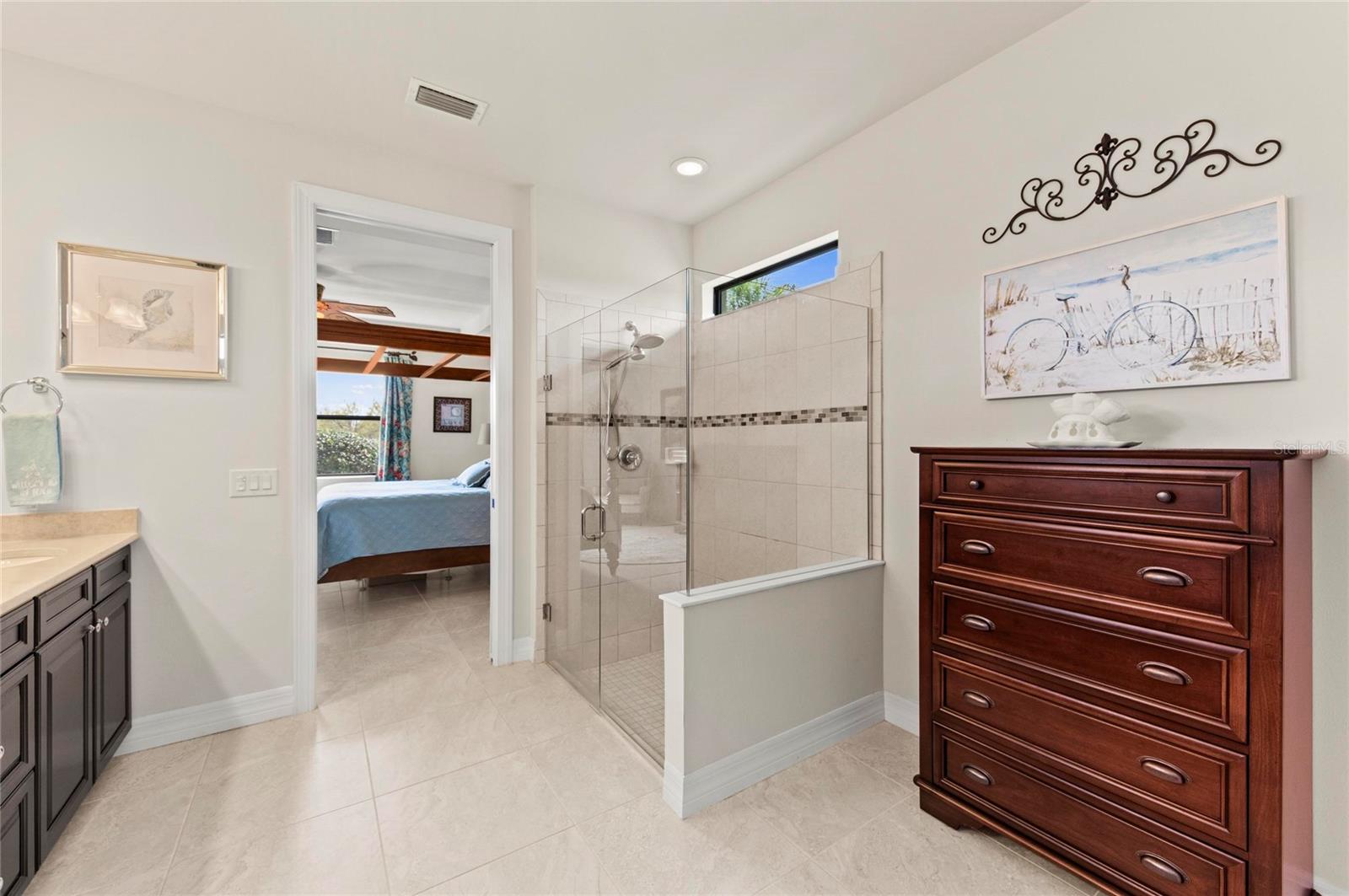 13785 TOMARO ST — photo 39