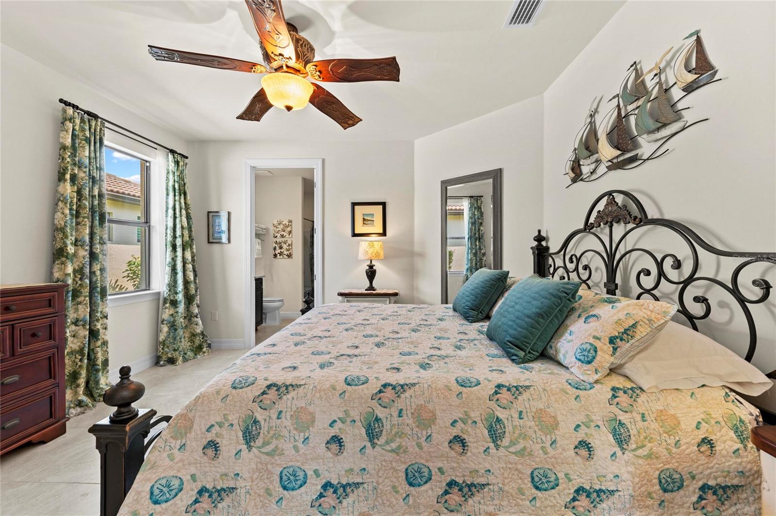 13785 TOMARO ST — photo 48