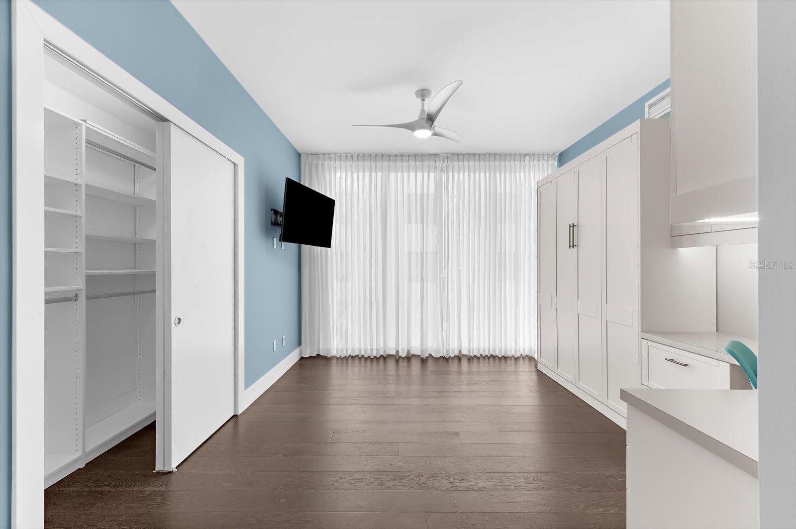 176 4TH AVE NE #201 — photo 39
