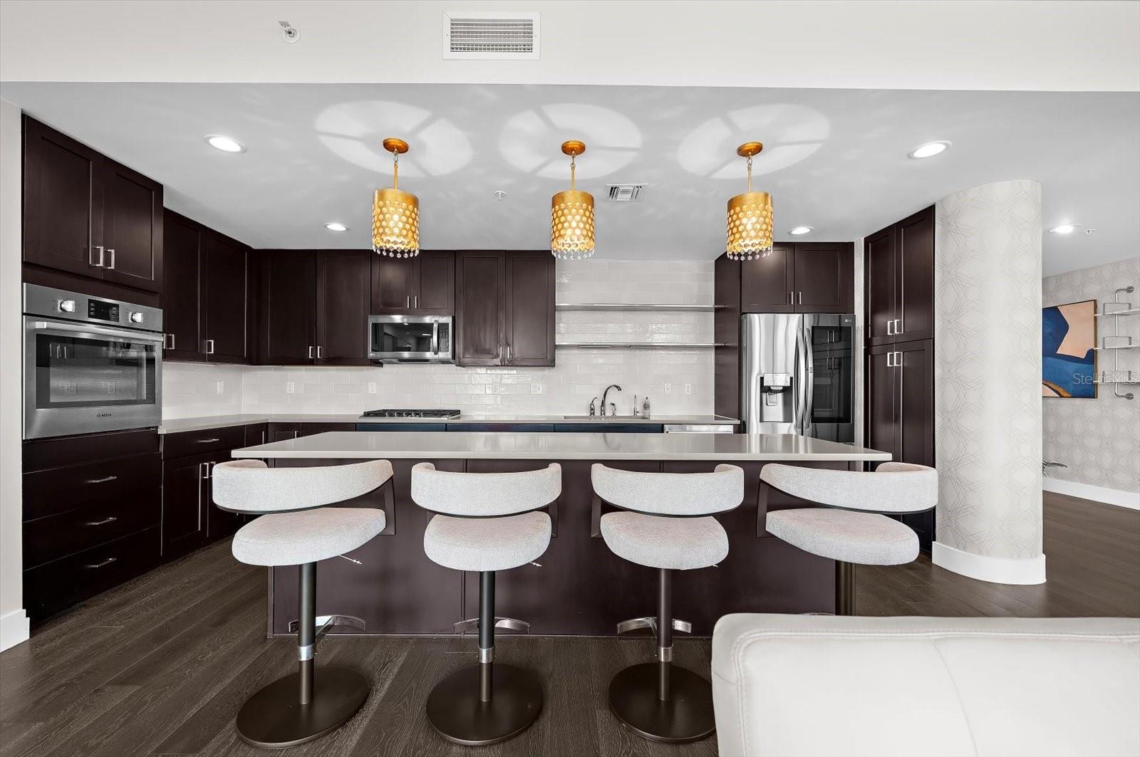 176 4TH AVE NE #201 — photo 34