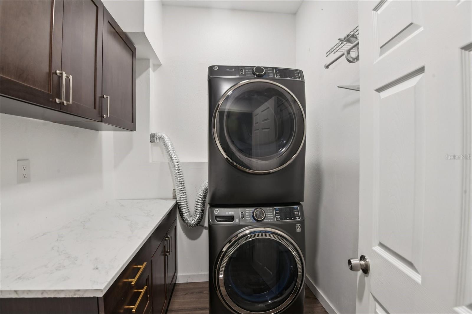 3661 COUNTRY POINTE PL — photo 21