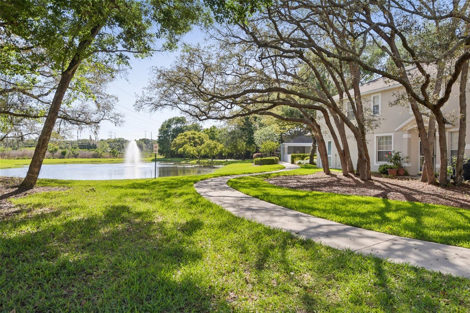 3661 COUNTRY POINTE PL — photo 2