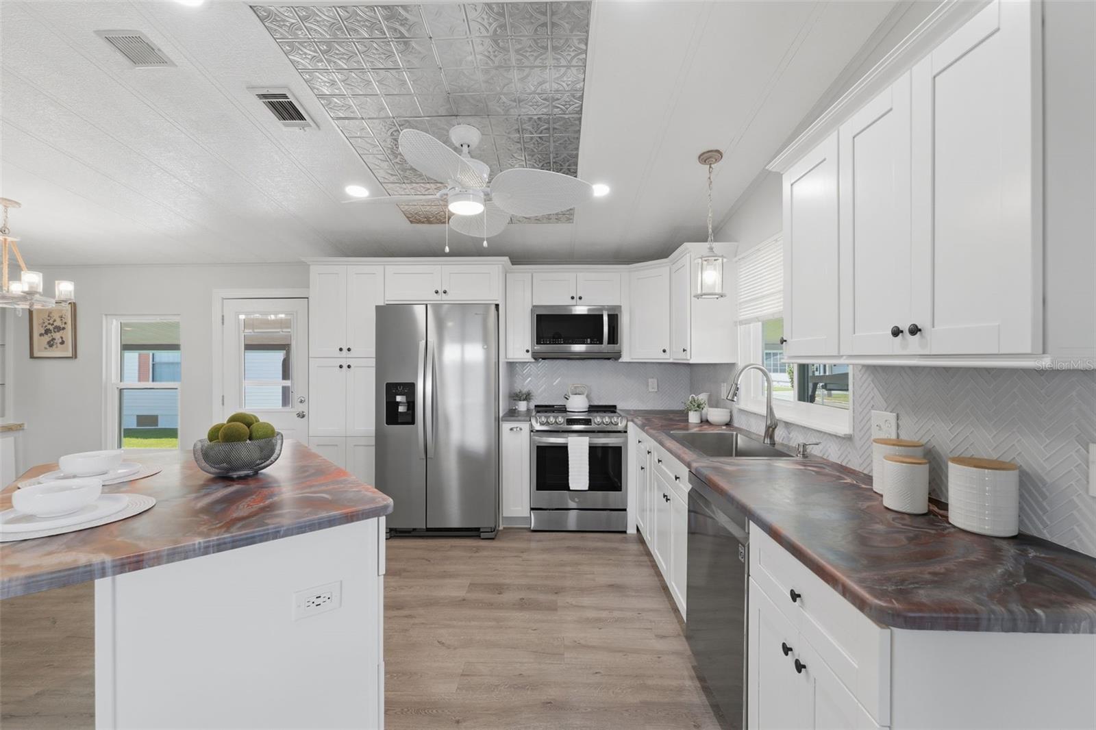 2116 KONA DR — photo 6