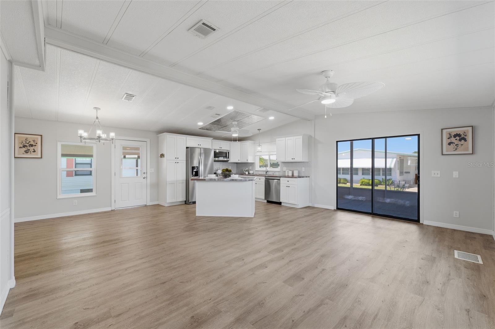 2116 KONA DR — photo 4