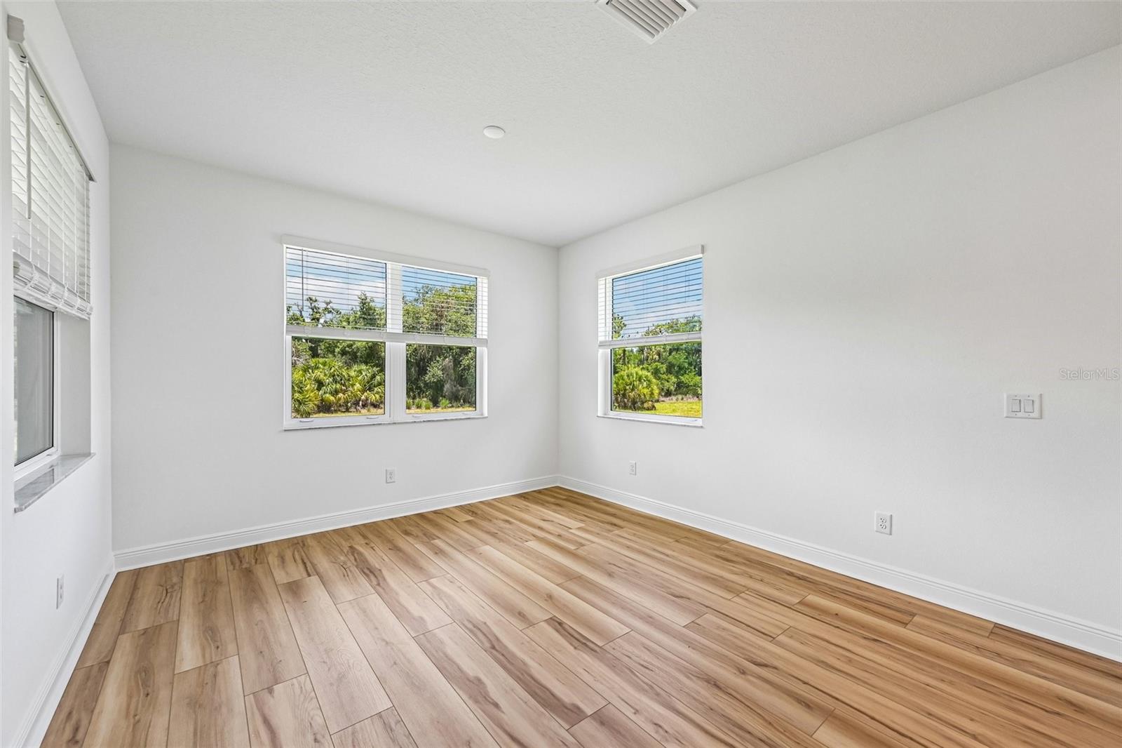 3689 142ND TER E — photo 12