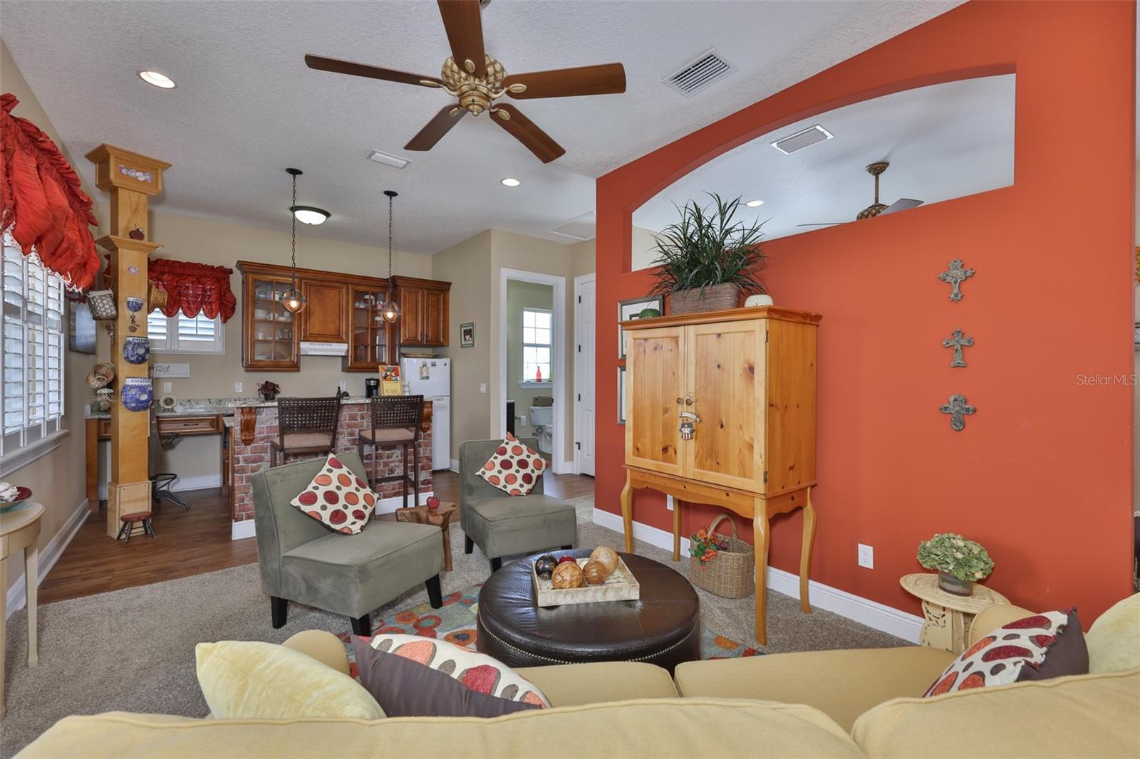10517 TARPON SPRINGS RD — photo 46