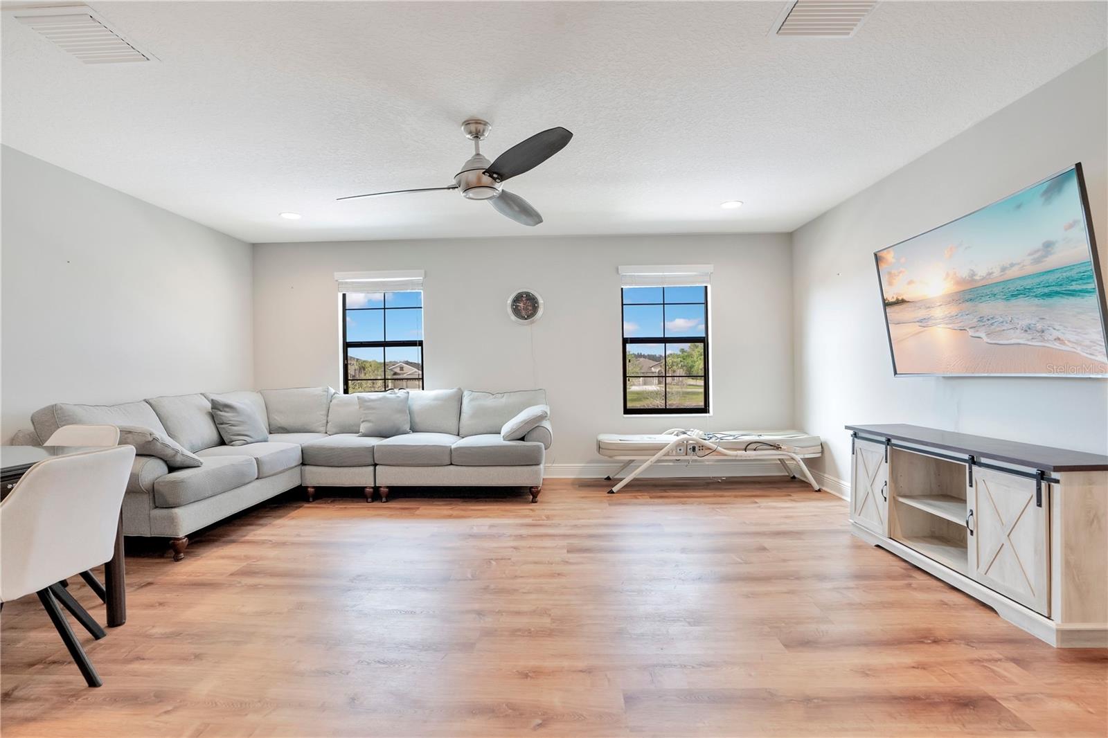 21914 BUTTERFLY KISS DR — photo 28