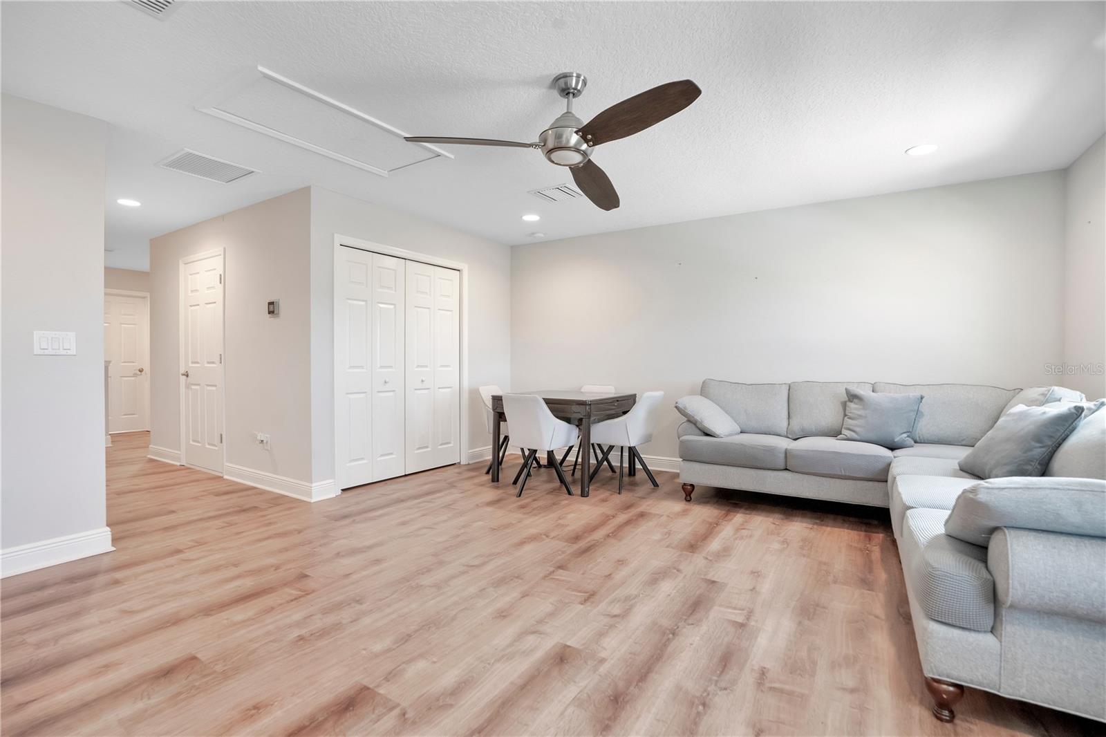 21914 BUTTERFLY KISS DR — photo 29