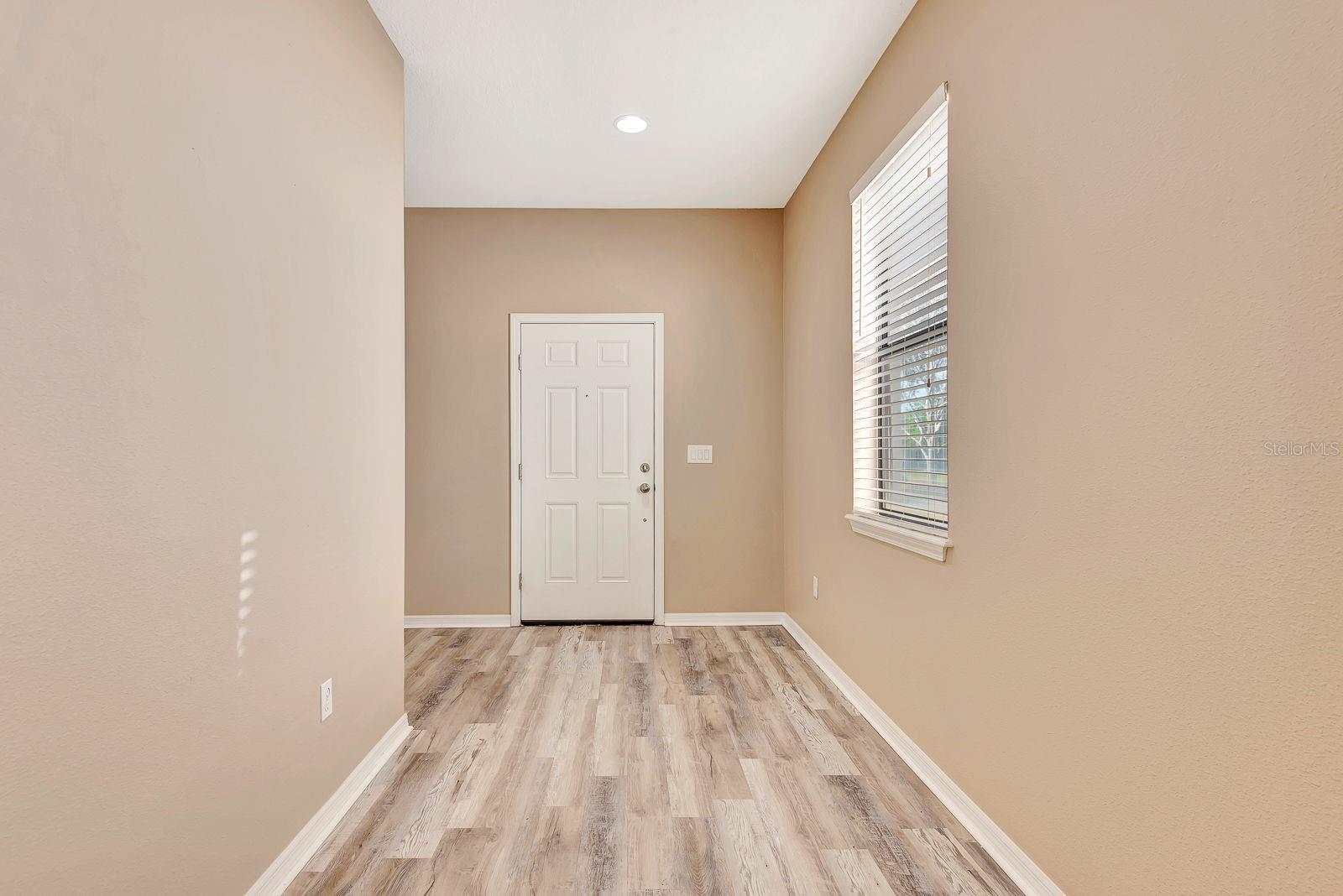 9116 MOUNTAIN CAMELLIA LN — photo 10
