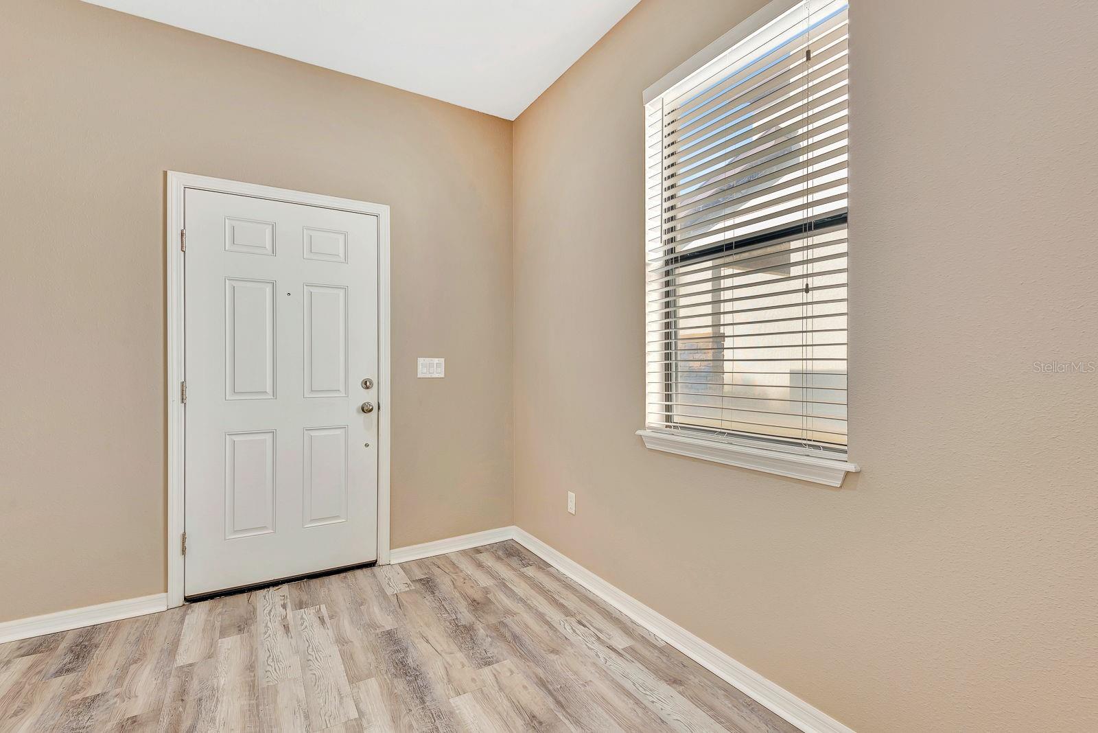 9116 MOUNTAIN CAMELLIA LN — photo 9