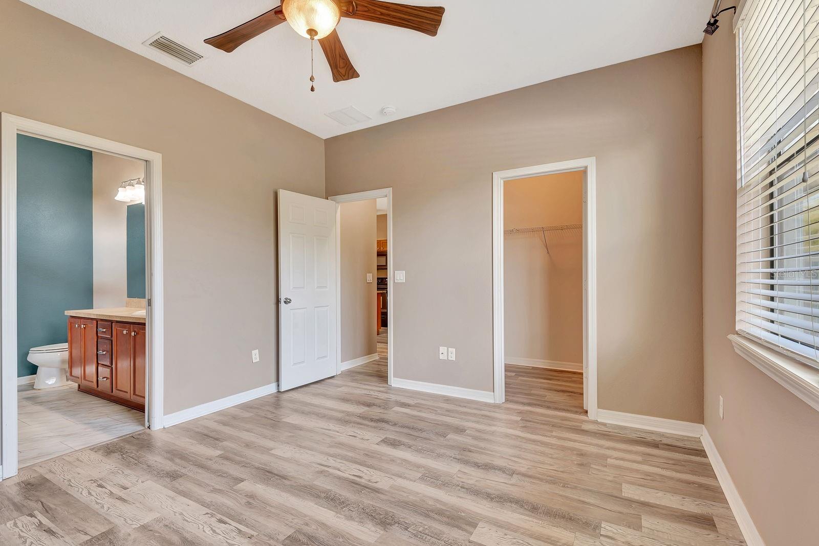 9116 MOUNTAIN CAMELLIA LN — photo 38