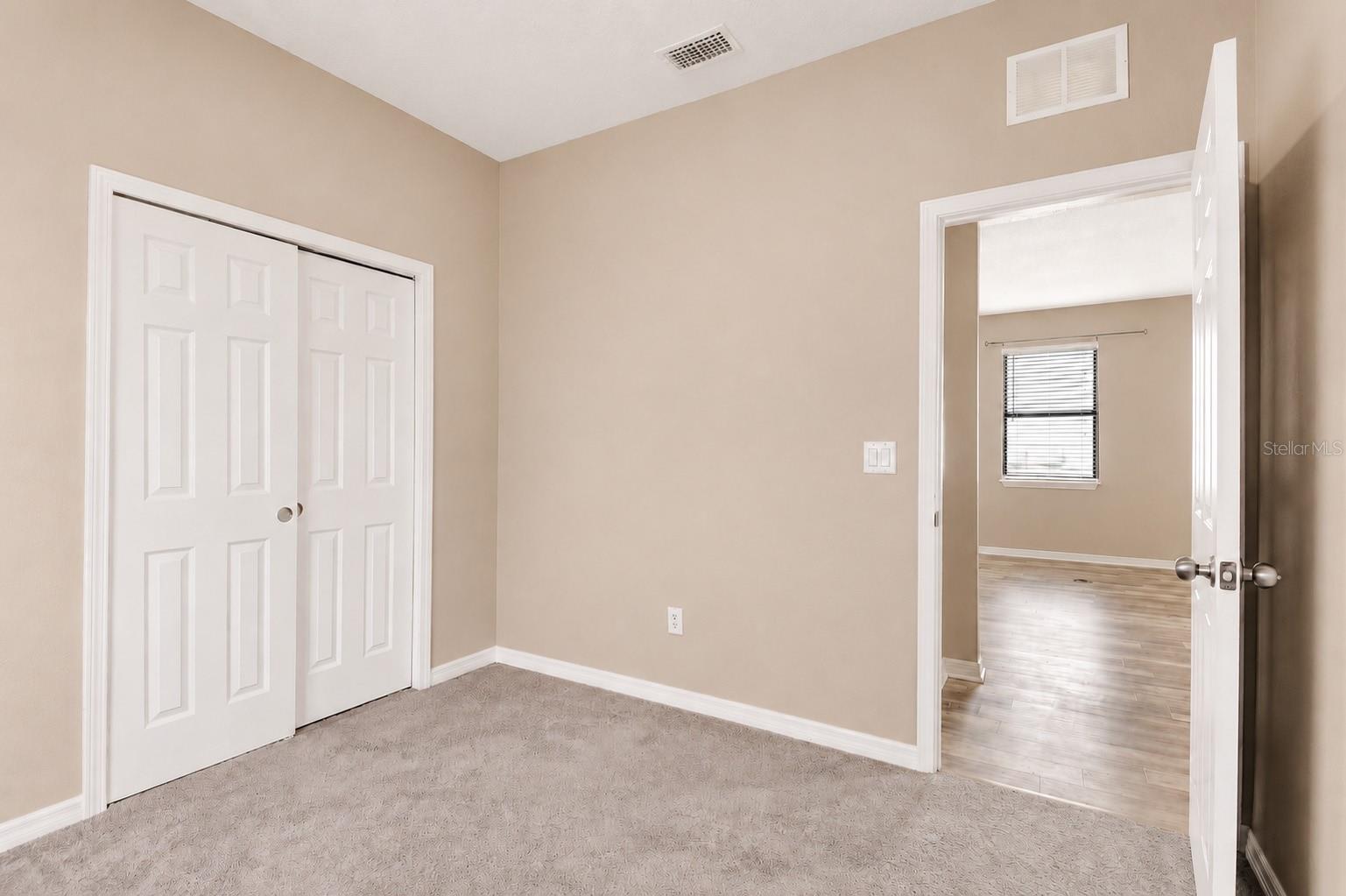 9116 MOUNTAIN CAMELLIA LN — photo 32