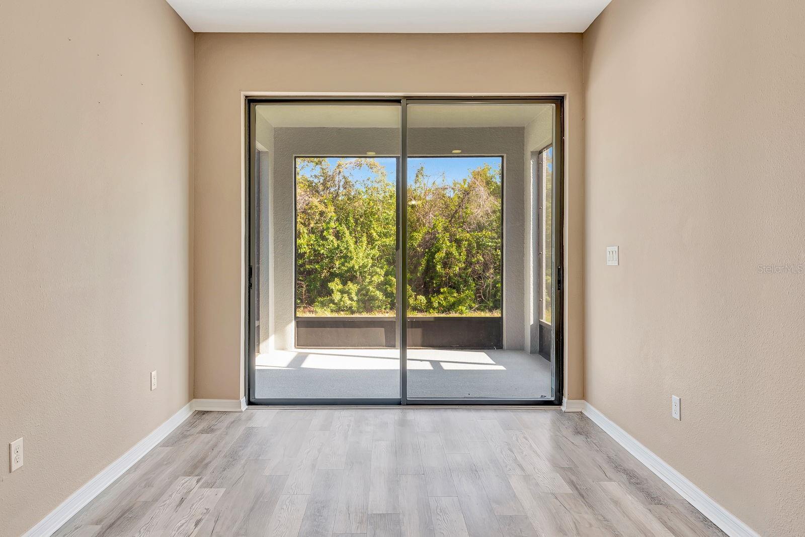 9116 MOUNTAIN CAMELLIA LN — photo 18
