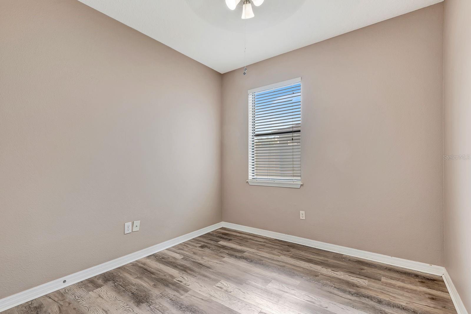 9116 MOUNTAIN CAMELLIA LN — photo 29