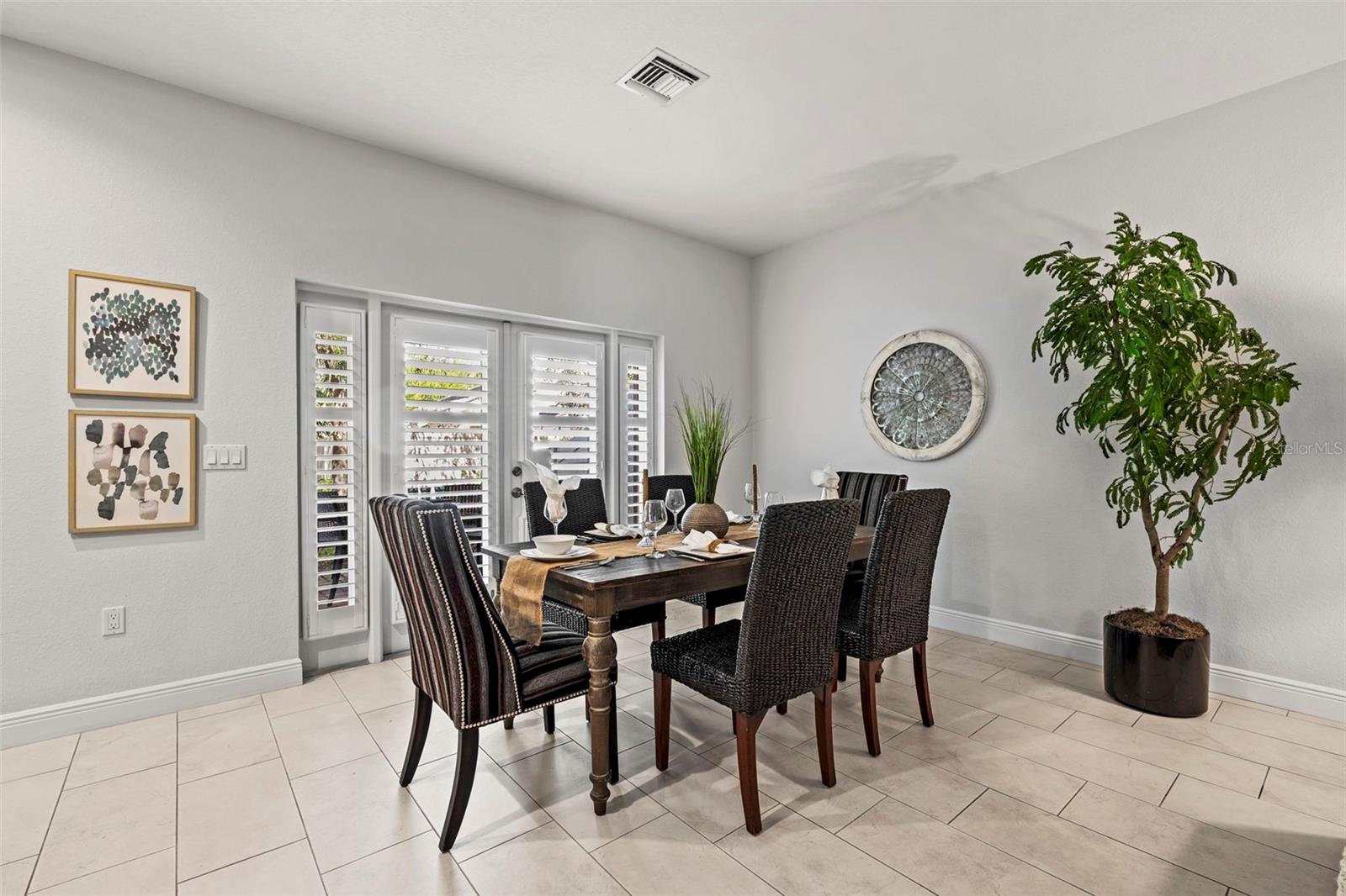 771 DATE PALM LN — photo 15