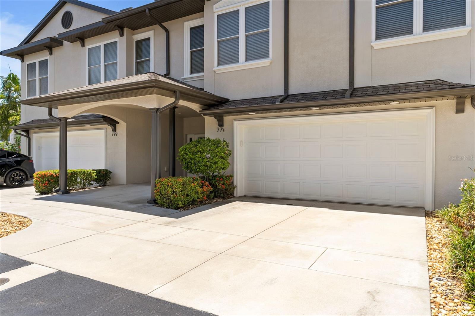 771 DATE PALM LN — photo 43