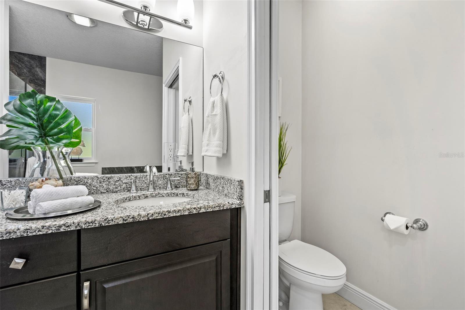 771 DATE PALM LN — photo 27