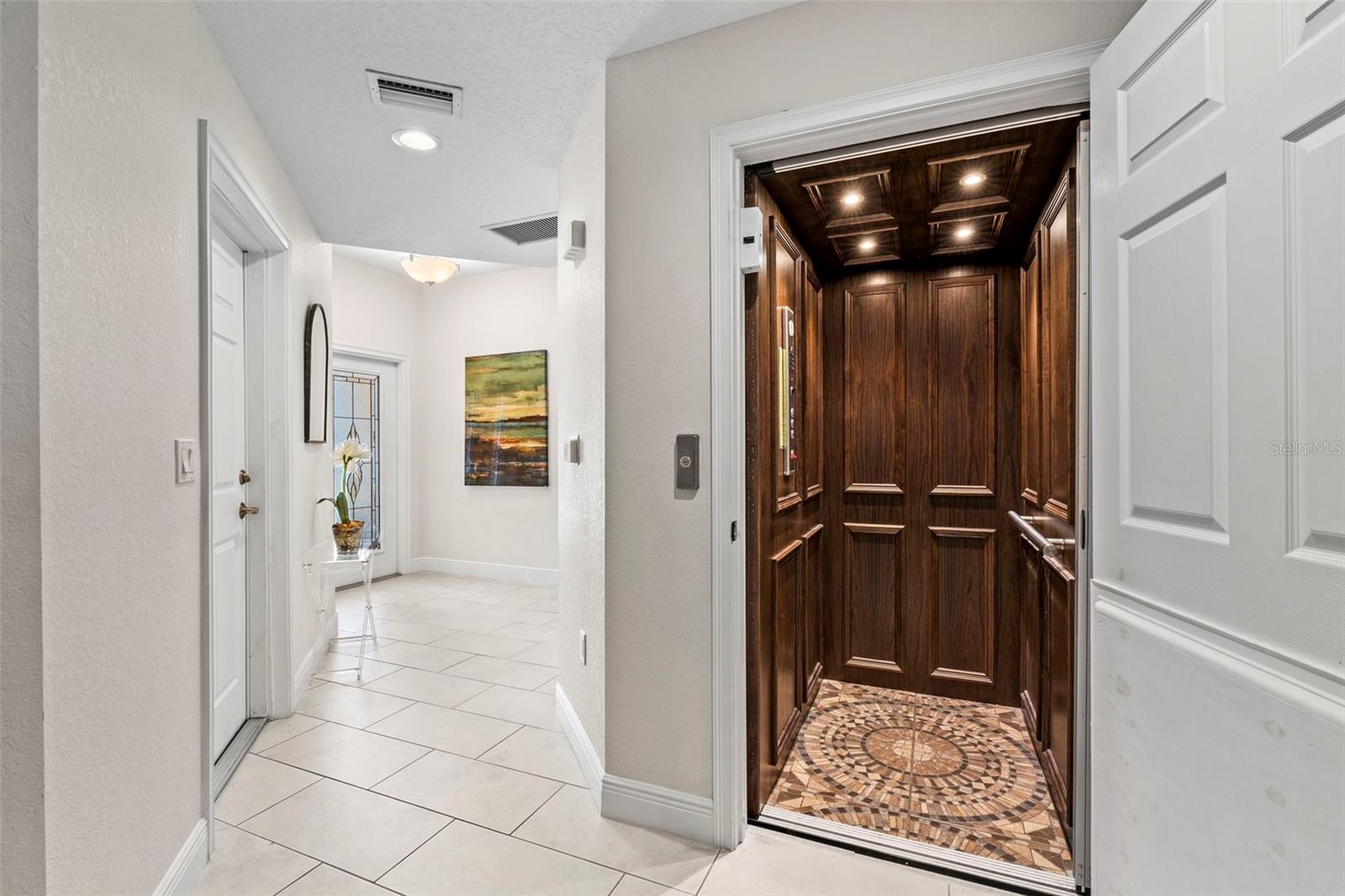 771 DATE PALM LN — photo 2