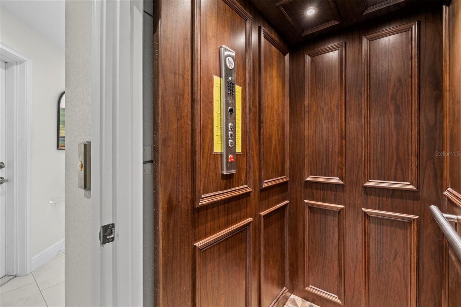 771 DATE PALM LN — photo 18