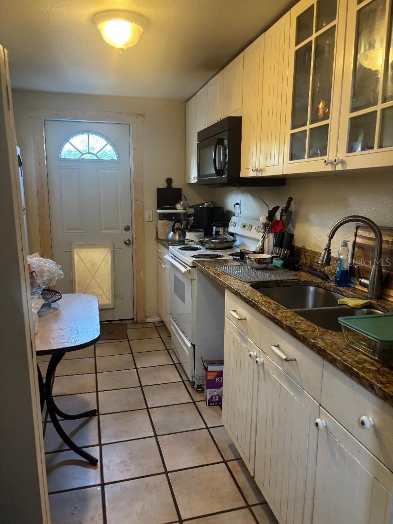 2601 W CLEVELAND ST — photo 7