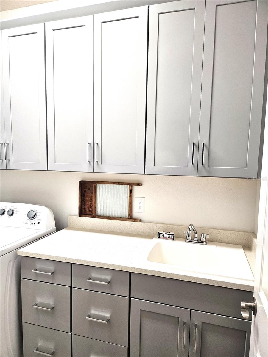 12022 GOLDENROD AVE — photo 50