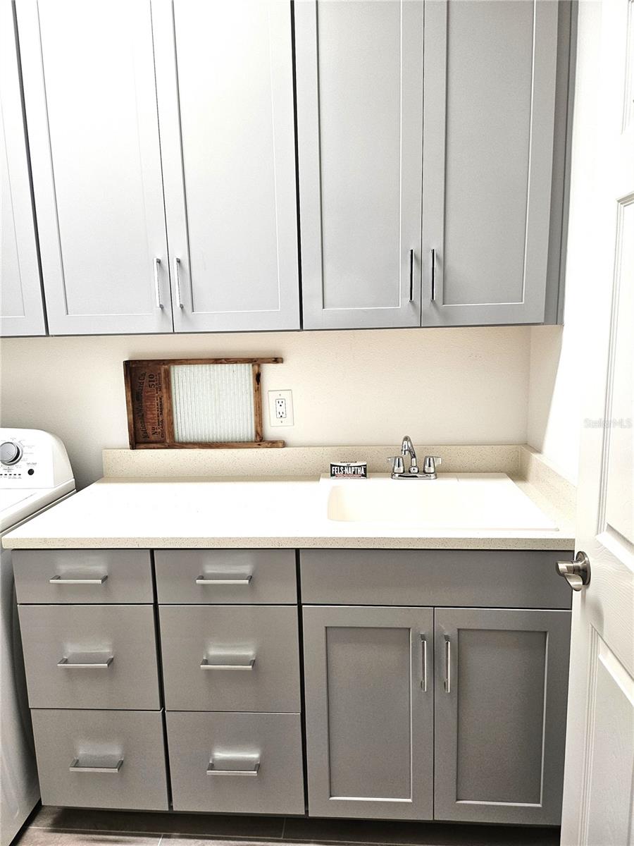 12022 GOLDENROD AVE — photo 49