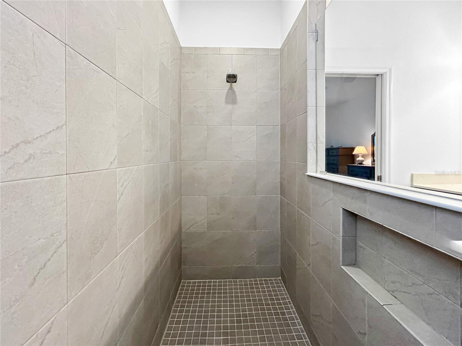 12022 GOLDENROD AVE — photo 36