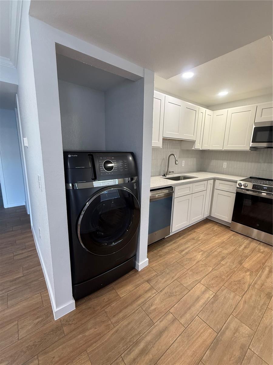 1859 SHORE DR S #107 — photo 11