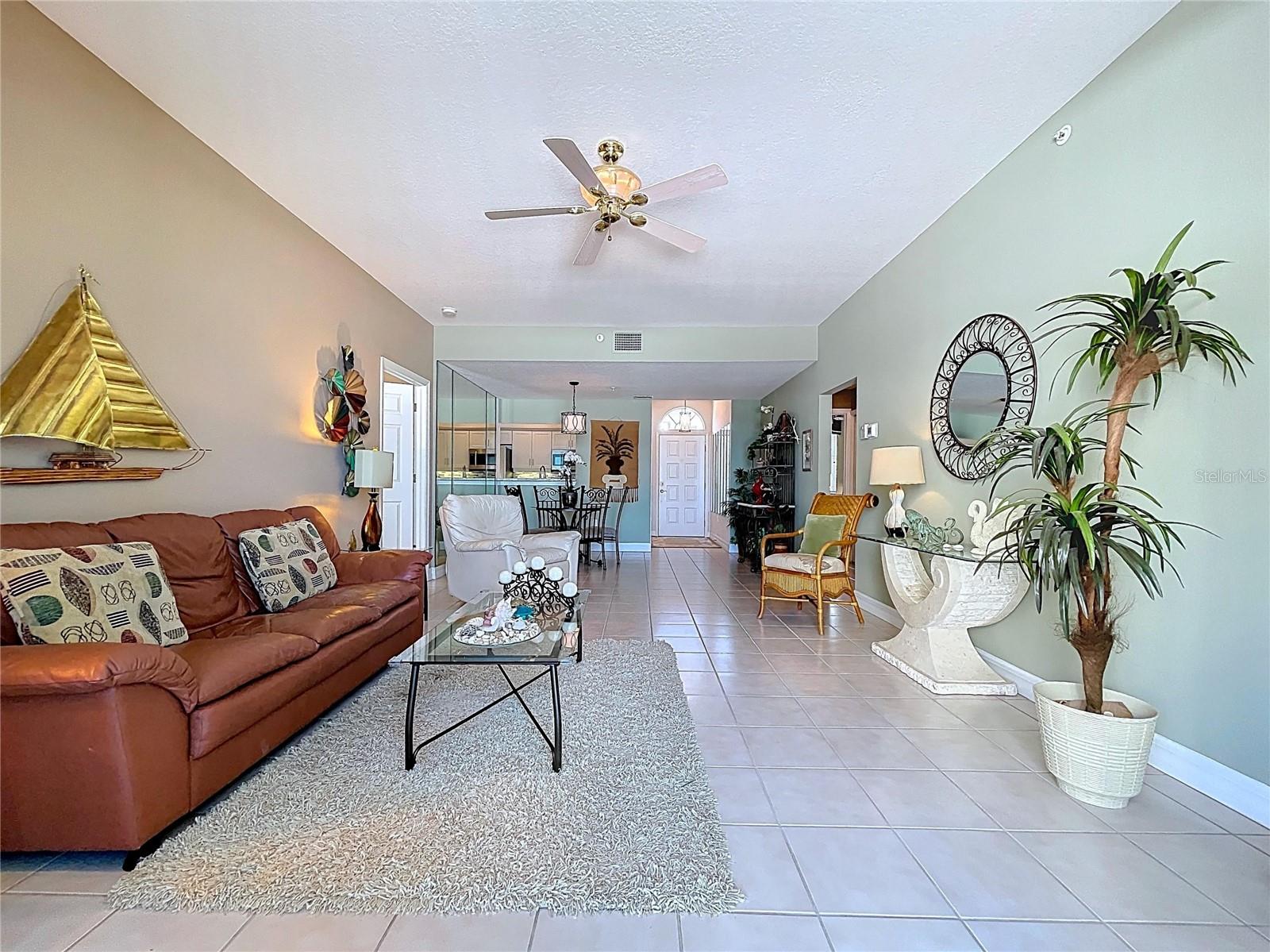 7 ISLAND PARK PL #204 — photo 8
