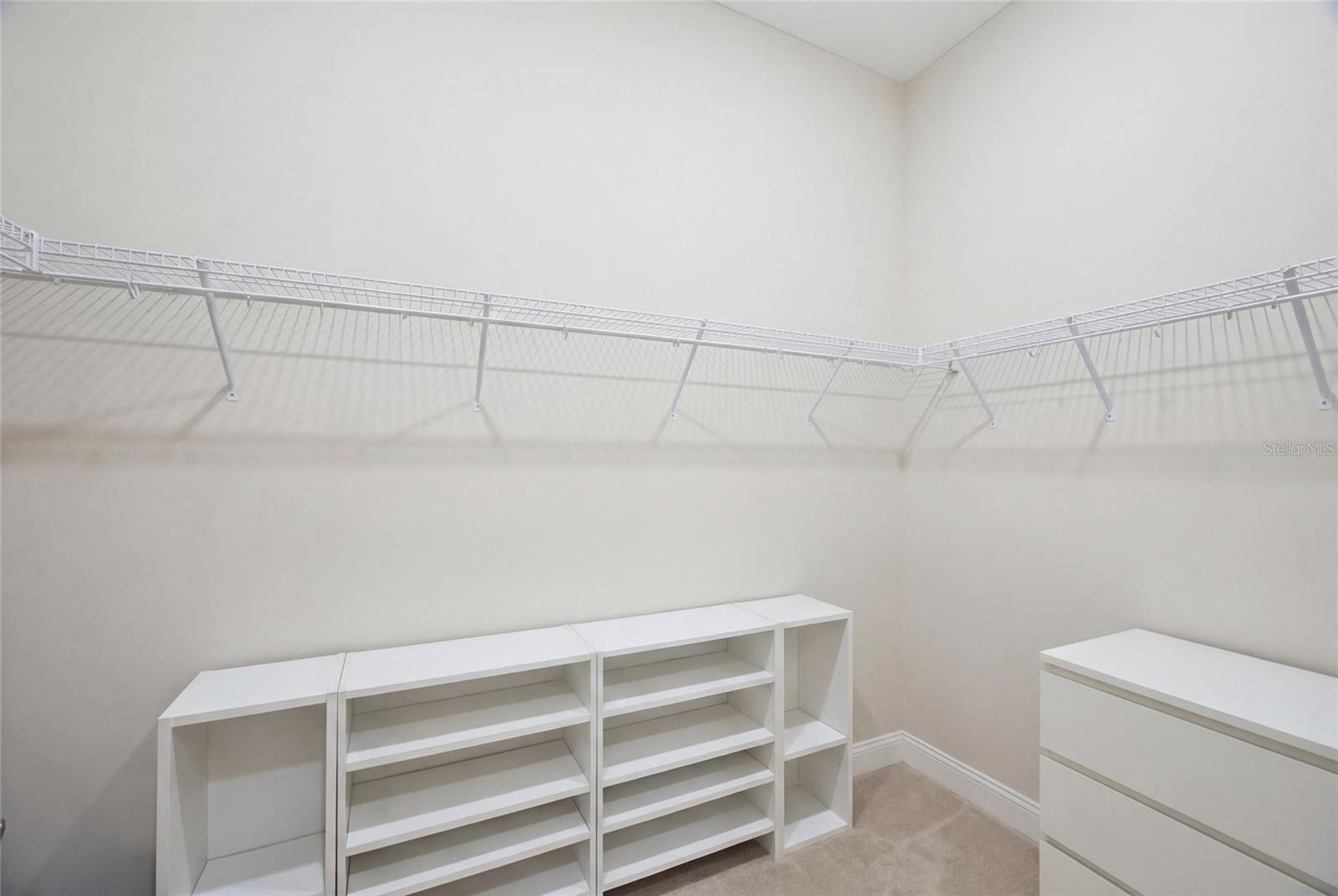 115 BROOKOVER LN — photo 18
