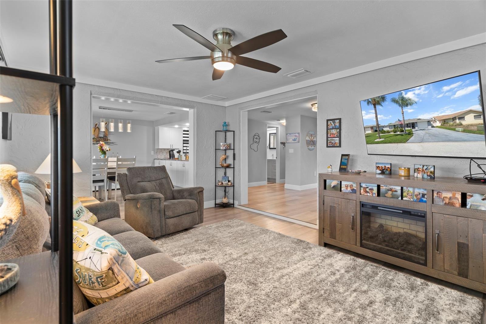 15627 DONZI DR — photo 21